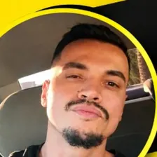Douglas, motorista da BibiVipDrive
